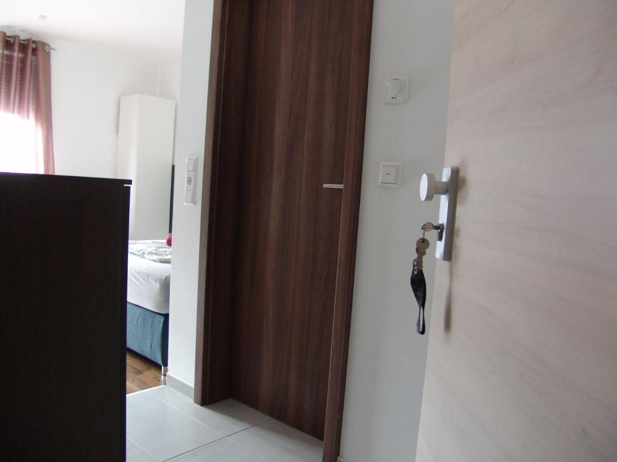 S&s Buss Apartment *