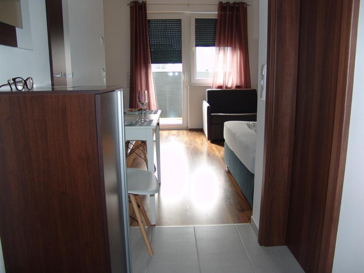 Apartment S&s Buss *